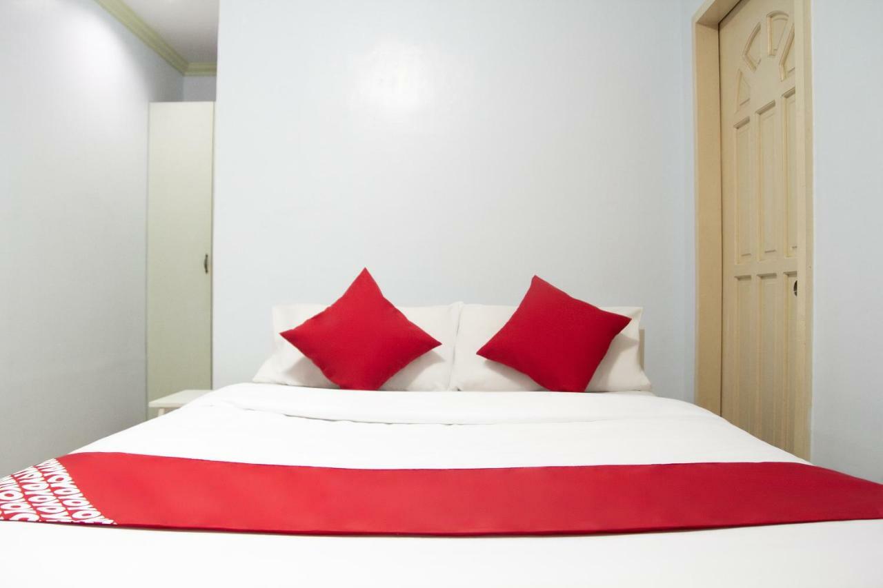 Golden Belle Apartelle And Suites Davao City Buitenkant foto