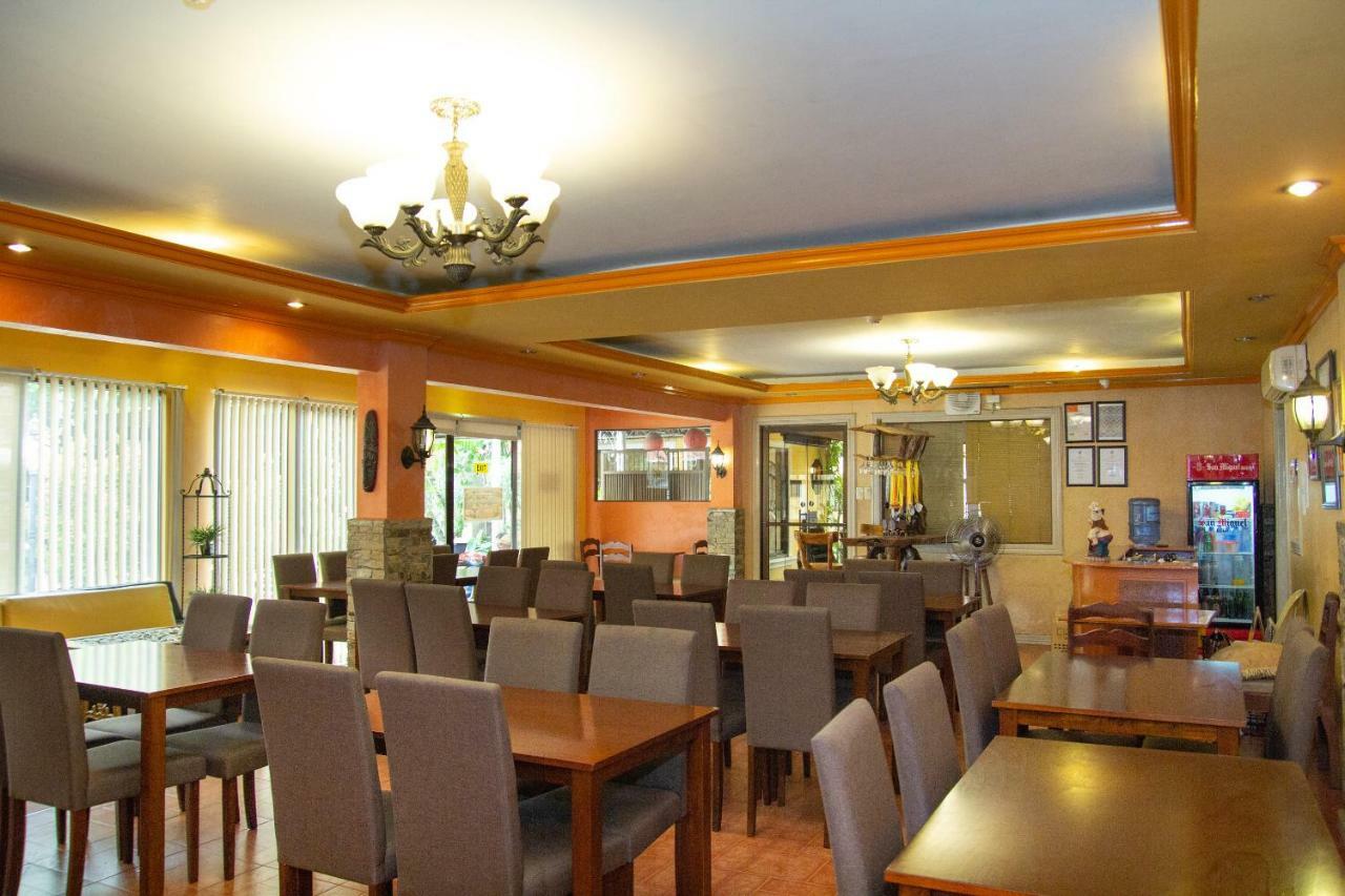 Golden Belle Apartelle And Suites Davao City Buitenkant foto