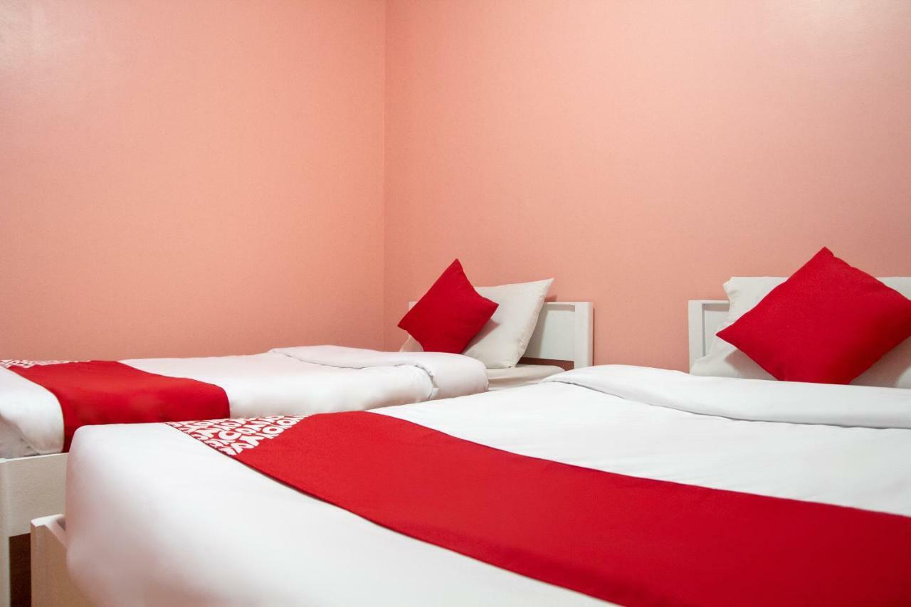 Golden Belle Apartelle And Suites Davao City Buitenkant foto