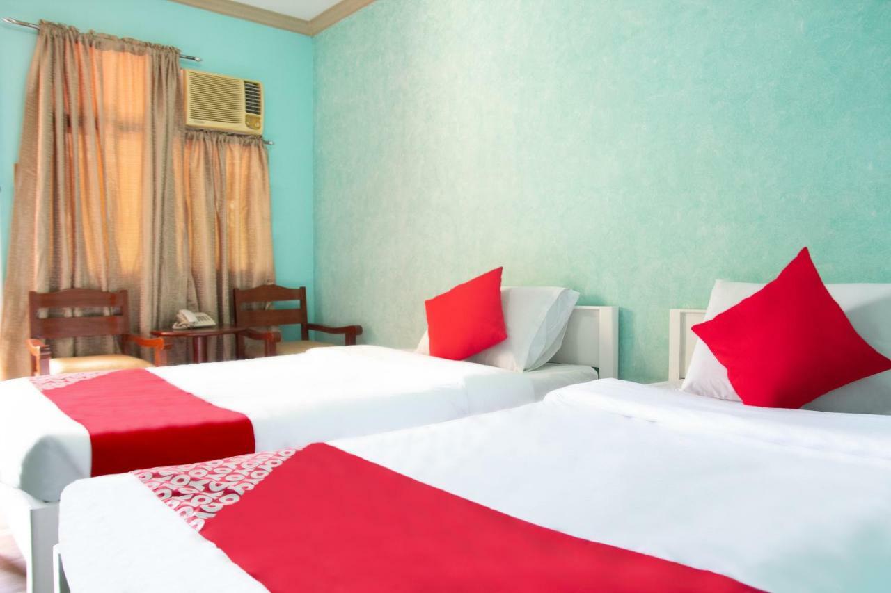 Golden Belle Apartelle And Suites Davao City Buitenkant foto